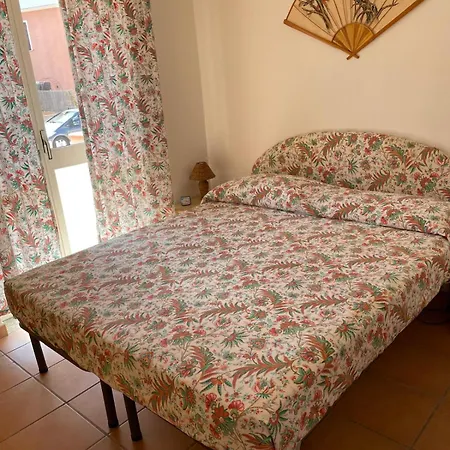 Domo E Mare A Lu Bagnu - Сasa de vacaciones