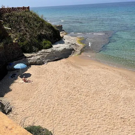 Domo E Mare A Lu Bagnu - Сasa de vacaciones
