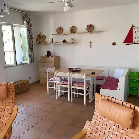 Domo E Mare A Lu Bagnu - Сasa de vacaciones
